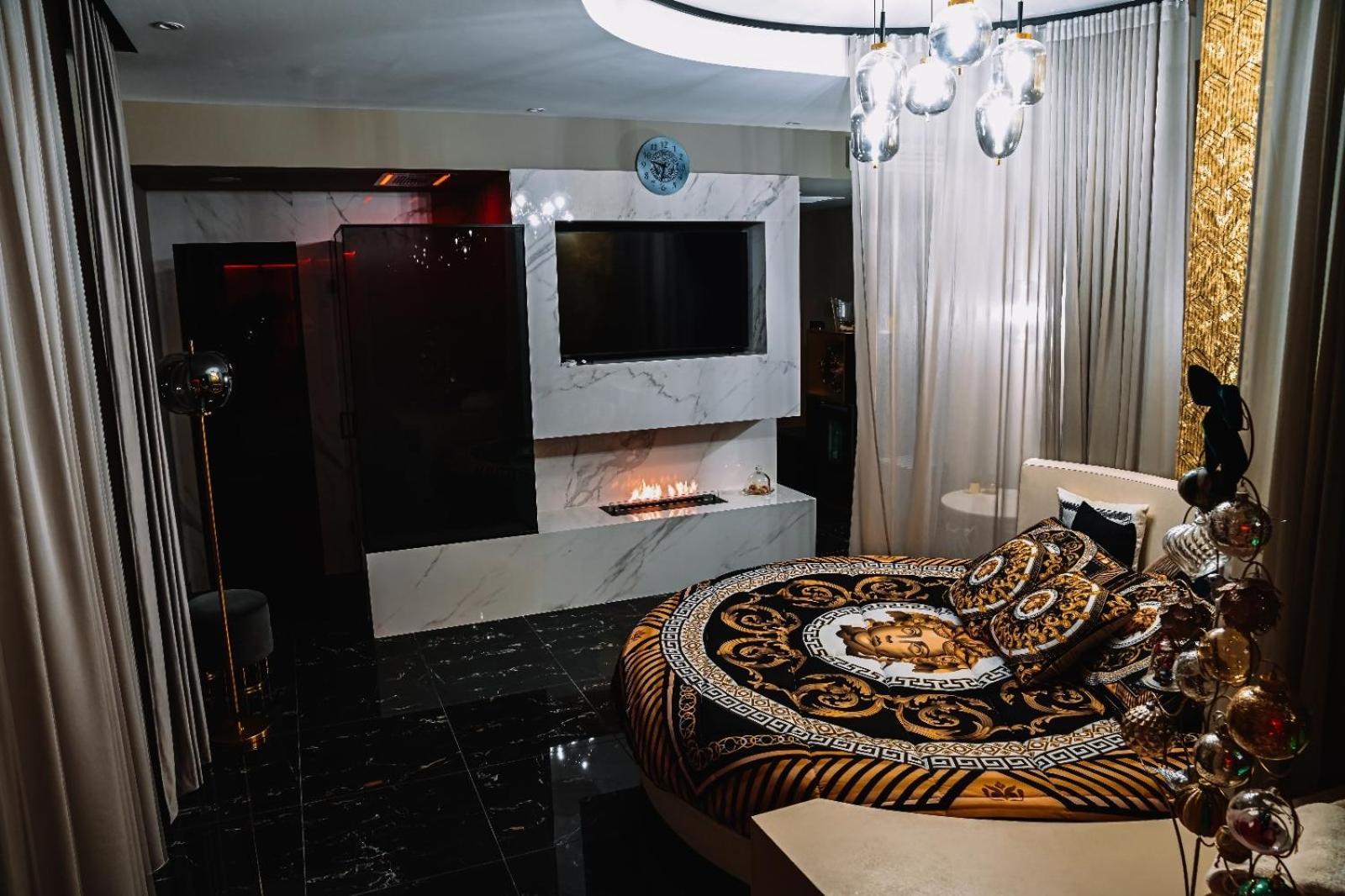 Versace Luxury Room Corleone Exterior foto